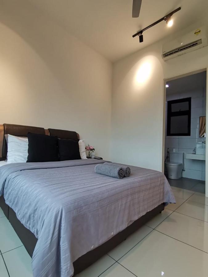 Conezion Residence Putrajaya Nearby Ioi City Mall Extérieur photo
